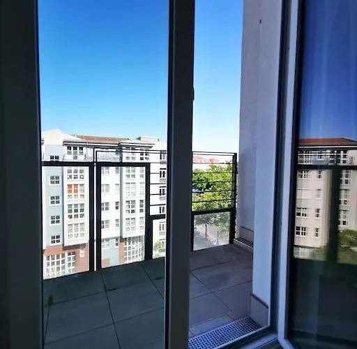 Sc 07 By Rockchair L Superhost Status L 2,5 Bedrooms Boxspringbeds Balcony Elevator Welcomes You! * Berlin