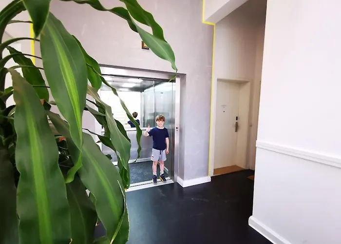 Sc 07 By Rockchair L Superhost Status L 2,5 Bedrooms Boxspringbeds Balcony Elevator Welcomes You! * Berlin