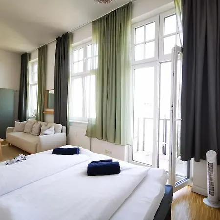 Apartment Sc 07 By Rockchair L Superhost Status L 2,5 Bedrooms Boxspringbeds Balcony Elevator Welcomes You!