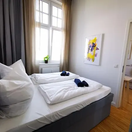 Apartment Sc 07 By Rockchair L Superhost Status L 2,5 Bedrooms Boxspringbeds Balcony Elevator Welcomes You!
