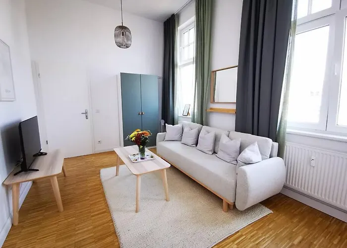 Sc 07 By Rockchair L Superhost Status L 2,5 Bedrooms Boxspringbeds Balcony Elevator Welcomes You! Berlijn